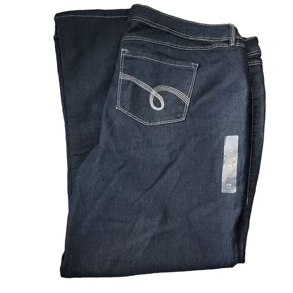 Simply Emma plus size Jean - Picture 1 of 6